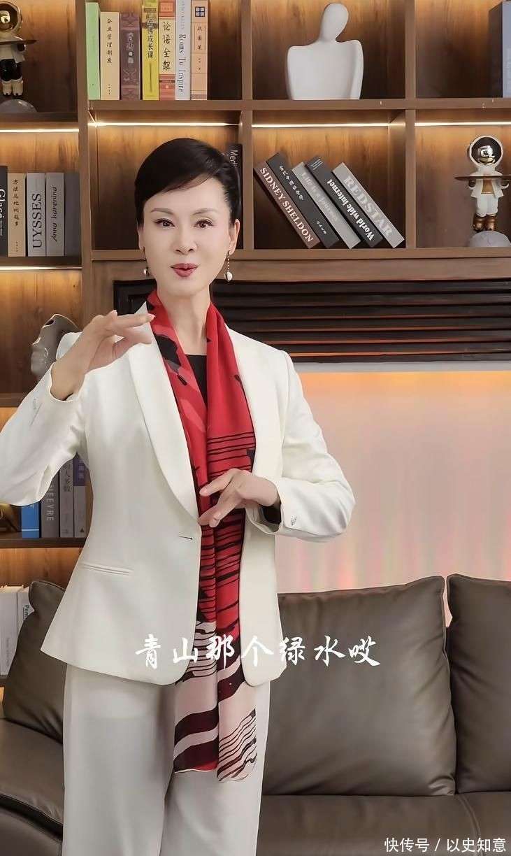 墅做饭颠勺打蛋样样精通二婚老公年轻帅气爱游戏app入口59岁于文华在北京别(图7)